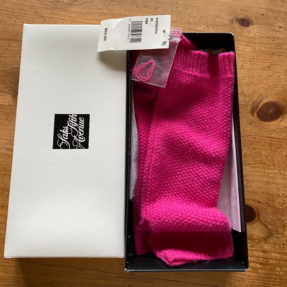 Hot pink cashmere hand warmers